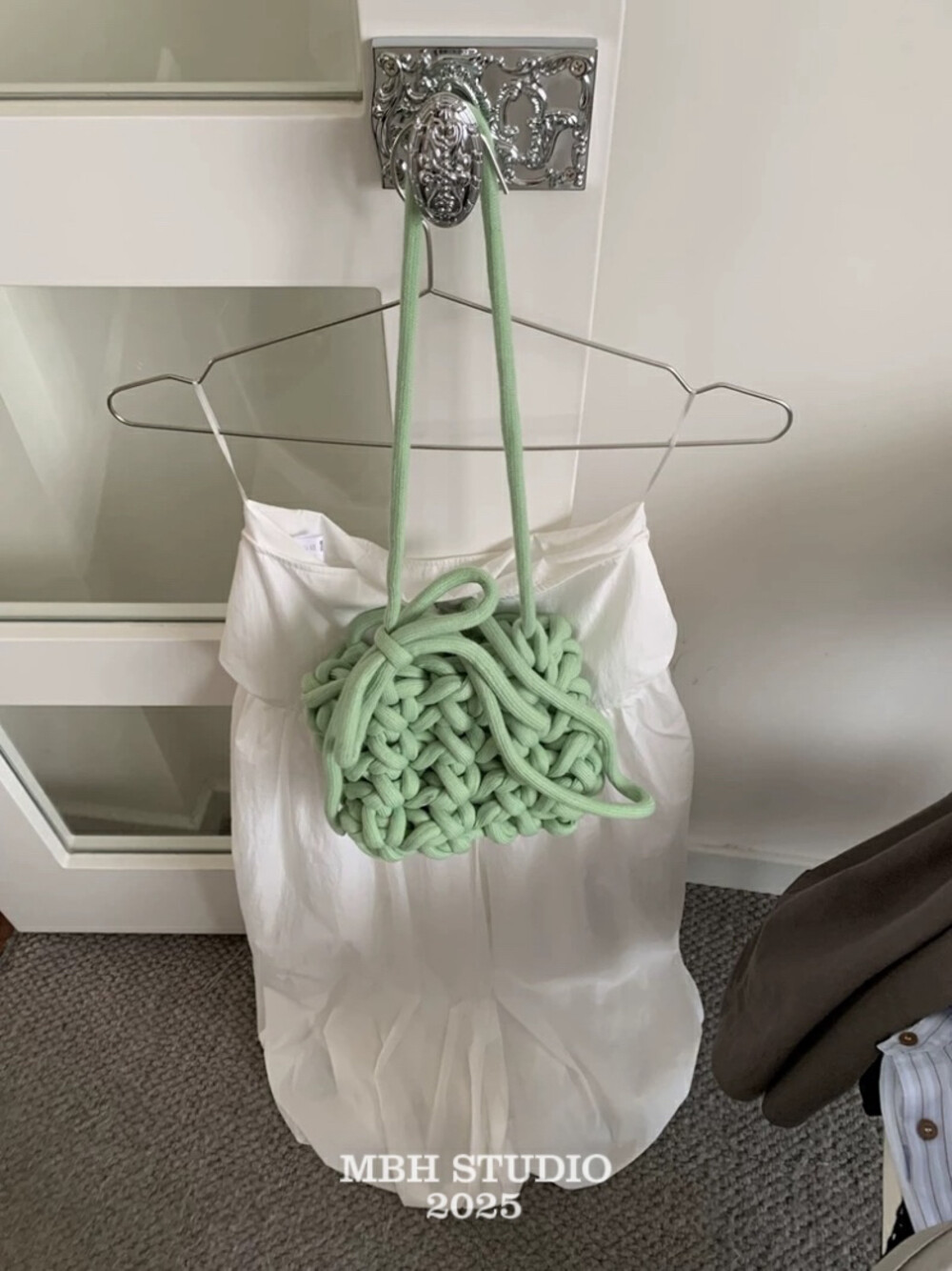 MBH Chunky Yarn Handwoven Shoulder Bag Dopamine Photo Bag - Image 3